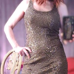 $ Max Studio . Sequin . Worn Once. Color most like in the 'tag' shot 📸